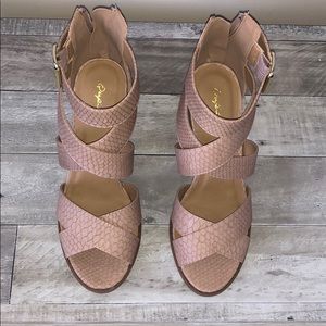 NWT heels